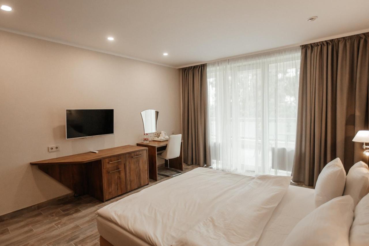 Amza Park Hotel Gagry Zewnętrze zdjęcie