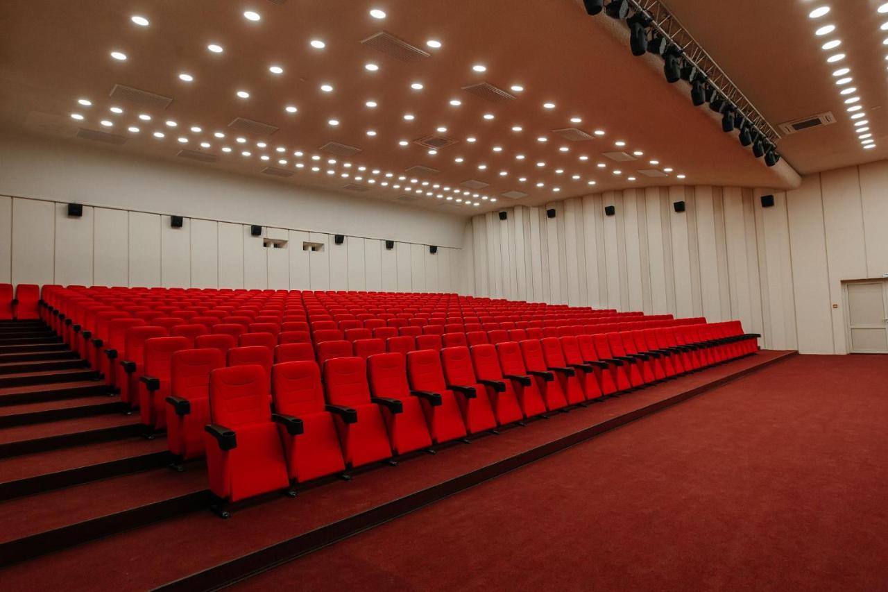 Amza Park Hotel Gagry Zewnętrze zdjęcie