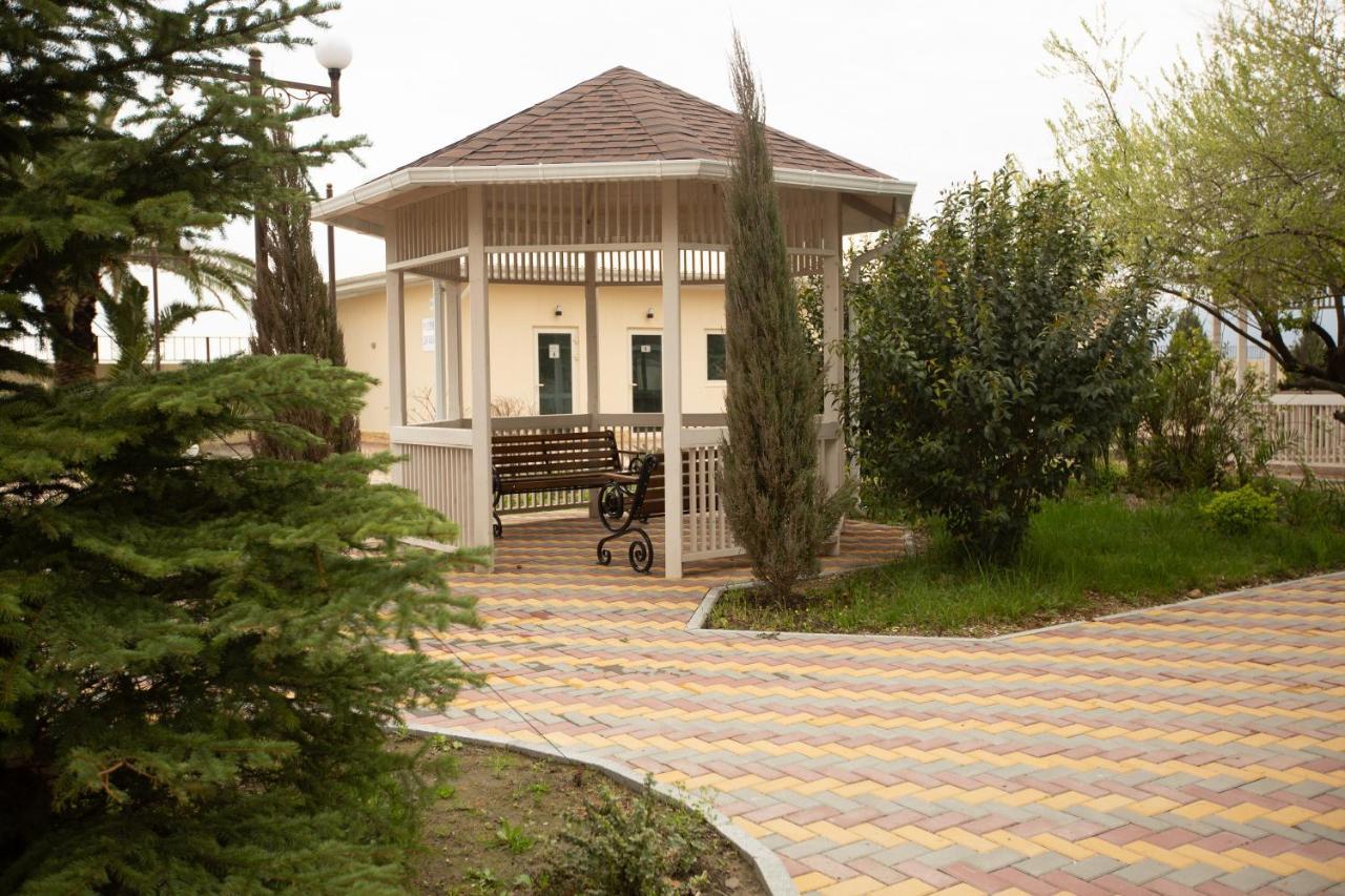 Amza Park Hotel Gagry Zewnętrze zdjęcie